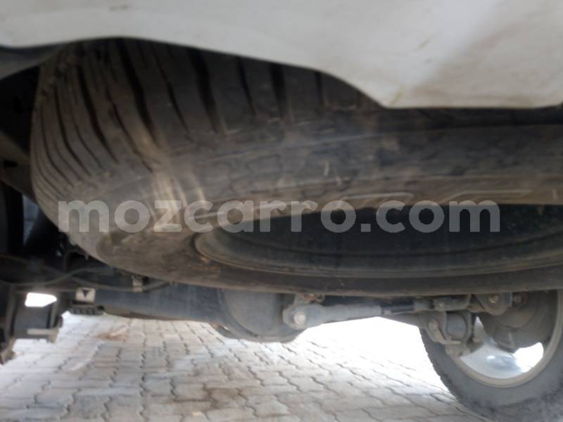 Big with watermark ford everest sofala beira 42097