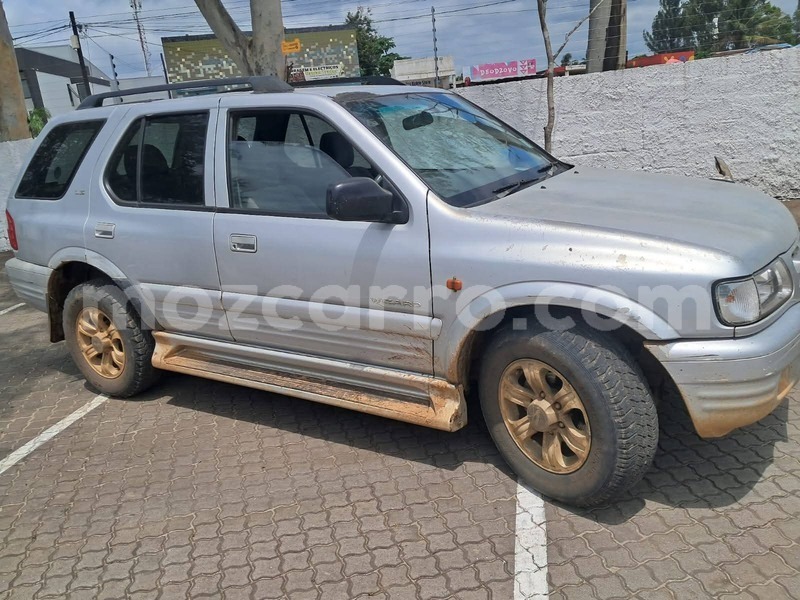 Big with watermark isuzu wizard maputo maputo 42107