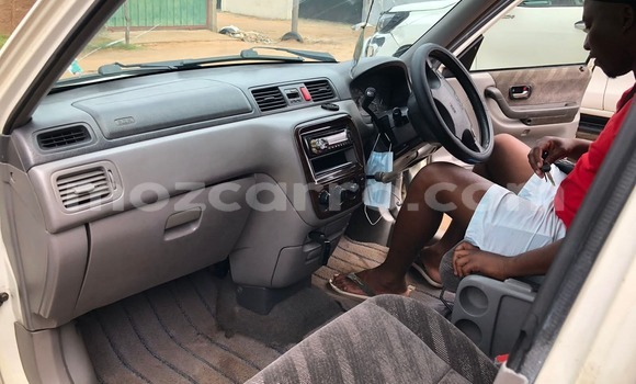 Buy Used Honda CR-V White Car in Maputo in Maputo Buy Used Honda CR-V White Car in Maputo in Maputo