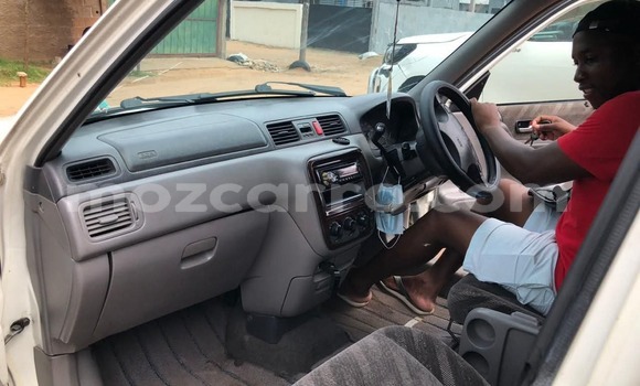 Buy Used Honda CR-V White Car in Maputo in Maputo Buy Used Honda CR-V White Car in Maputo in Maputo