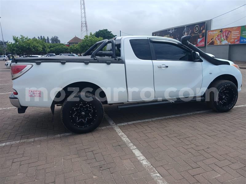 Big with watermark mazda bt 50 maputo maputo 42111