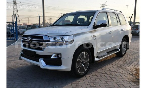 Buy Import Toyota Land Cruiser White Car in Import - Dubai in Cabo Delgado Buy Import Toyota Land Cruiser White Car in Import - Dubai in Cabo Delgado