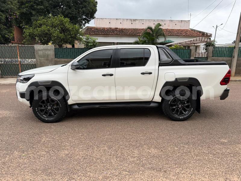 Big with watermark toyota hiluxe revo maputo maputo 42115