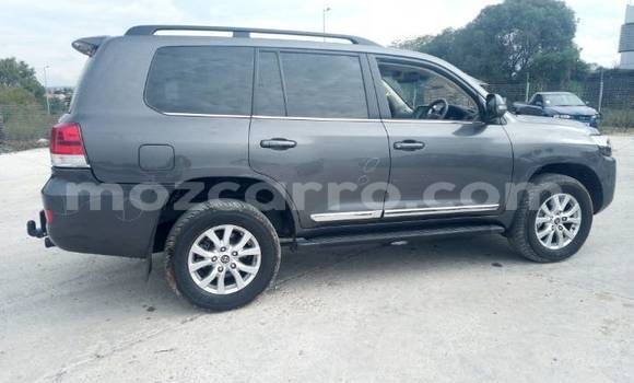 Buy Used Toyota Land Cruiser Black Car in Maputo in Maputo Buy Used Toyota Land Cruiser Black Car in Maputo in Maputo