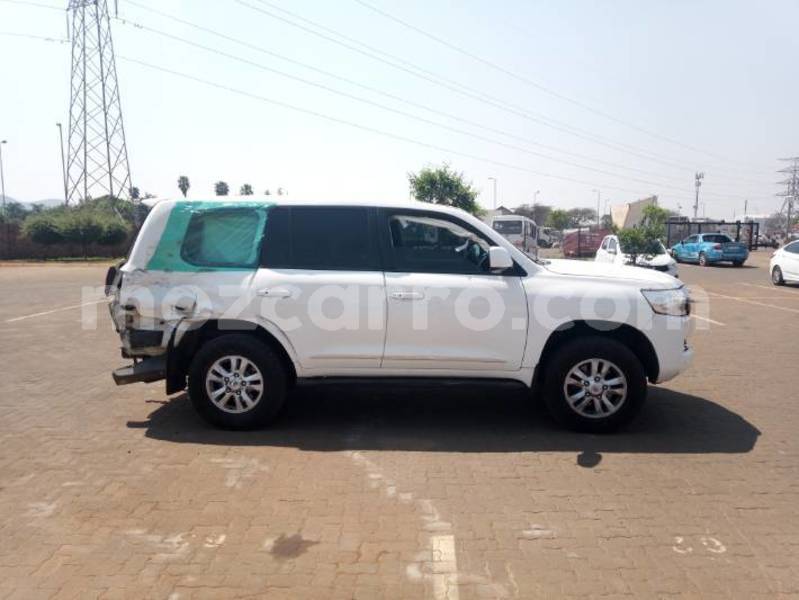Big with watermark toyota land cruiser sofala beira 42118