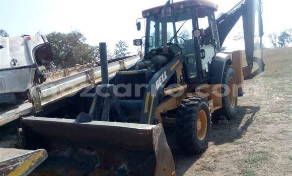 Buy Used Caterpillar 120 Other Truck in Beira in Sofala Buy Used Caterpillar 120 Other Truck in Beira in Sofala