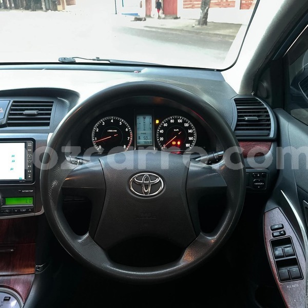 Big with watermark toyota axio maputo maputo 42120