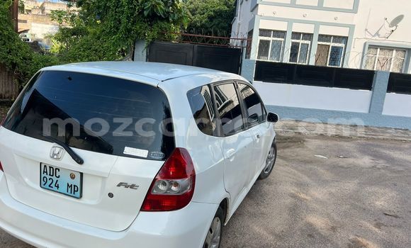 Buy Used Honda Fit White Car in Maputo in Maputo Buy Used Honda Fit White Car in Maputo in Maputo
