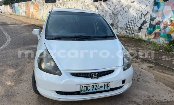 Buy Used Honda Fit White Car in Maputo in Maputo Buy Used Honda Fit White Car in Maputo in Maputo