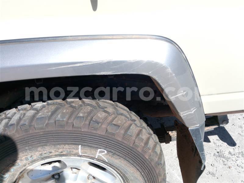 Big with watermark toyota land cruiser sofala beira 42123