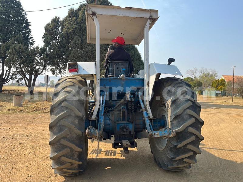 Big with watermark ford aerostar sofala beira 42127