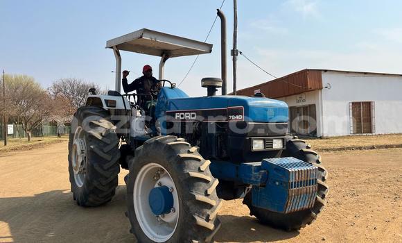 Buy Used Ford Aerostar Blue Car in Beira in Sofala Buy Used Ford Aerostar Blue Car in Beira in Sofala