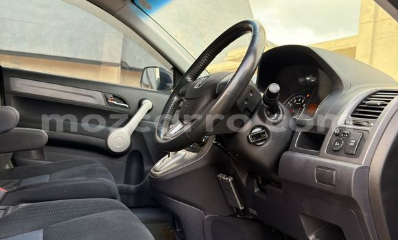 Nunua Ilio tumika Honda CR-V Nyeusi Gari ndani ya Maputo nchini Maputo Nunua Ilio tumika Honda CR-V Nyeusi Gari ndani ya Maputo nchini Maputo