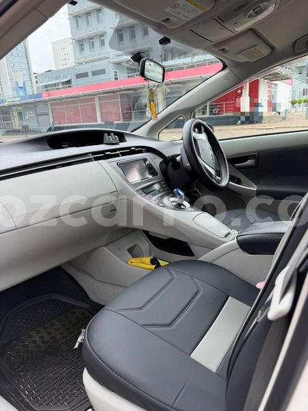 Big with watermark toyota prius maputo maputo 42132