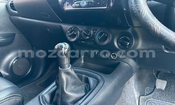 Nunua Ilio tumika Toyota Hiluxe Revo Nyeupe Gari ndani ya Maputo nchini Maputo Nunua Ilio tumika Toyota Hiluxe Revo Nyeupe Gari ndani ya Maputo nchini Maputo