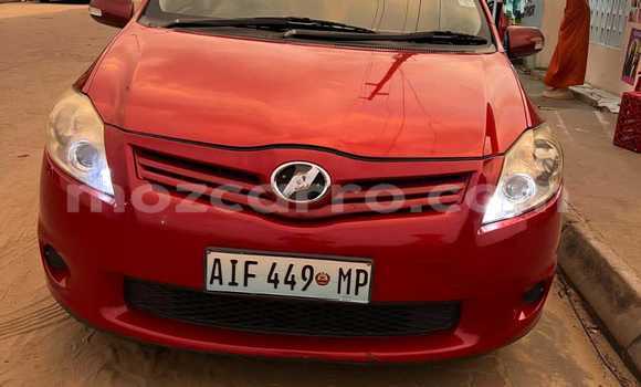 Nunua Ilio tumika Toyota Auris Nyekundu Gari ndani ya Maputo nchini Maputo