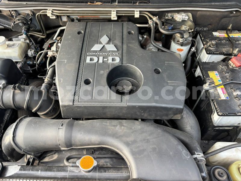 Big with watermark mitsubishi pajero sport maputo maputo 42156