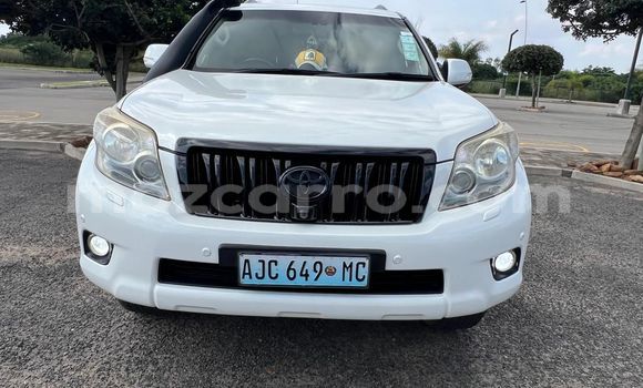 Comprar Usado Toyota Land Cruiser Prado Branco Carro em Maputo em Maputo Comprar Usado Toyota Land Cruiser Prado Branco Carro em Maputo em Maputo