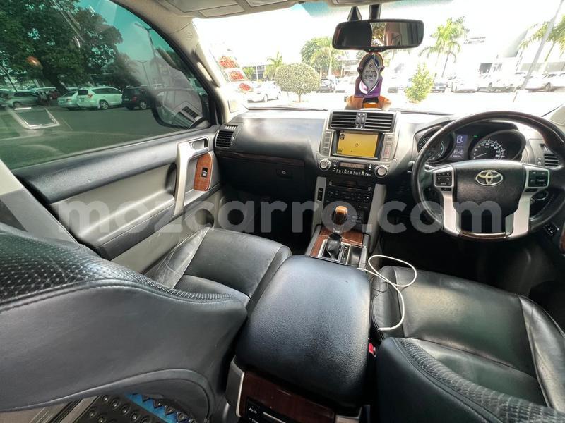 Big with watermark toyota land cruiser prado maputo maputo 42160