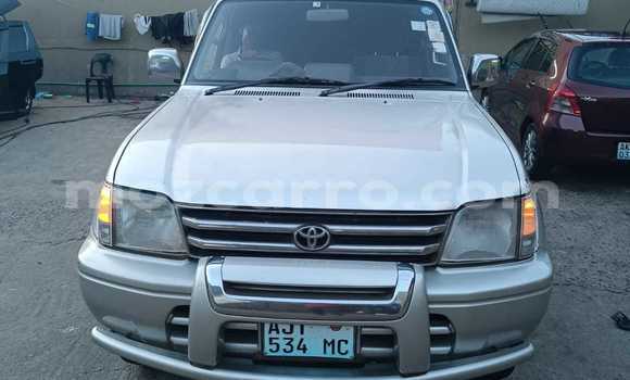 Nunua Ilio tumika Toyota Land Cruiser Prado Nyingine Gari ndani ya Maputo nchini Maputo