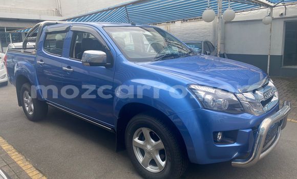 Comprar Usado Isuzu KB Azul Carro em Nampula em Nampula Comprar Usado Isuzu KB Azul Carro em Nampula em Nampula
