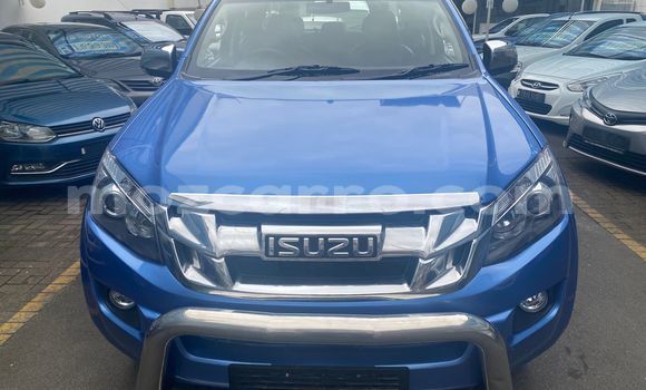 Buy Used Isuzu KB Blue Car in Nampula in Nampula Buy Used Isuzu KB Blue Car in Nampula in Nampula