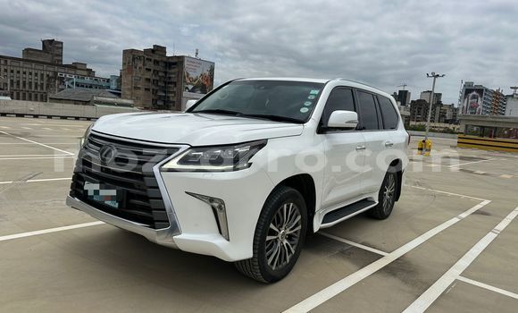 Comprar Usado Lexus LX 570 Branco Carro em Maputo em Maputo