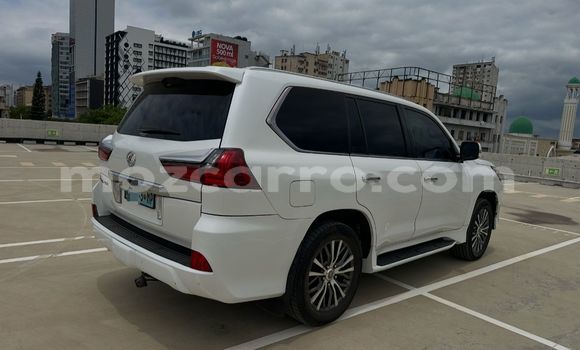 Comprar Usado Lexus LX 570 Branco Carro em Maputo em Maputo Comprar Usado Lexus LX 570 Branco Carro em Maputo em Maputo