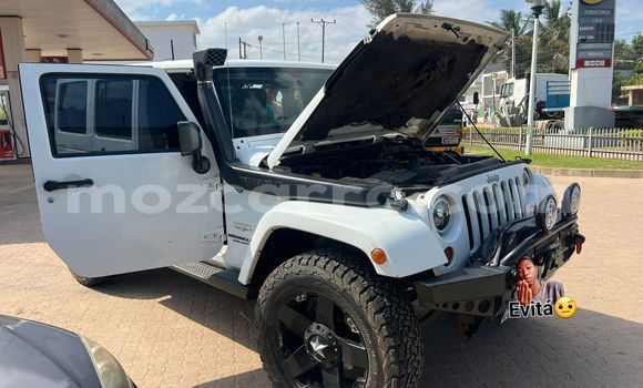 Comprar Usado Jeep Wrangler Branco Carro em Maputo em Maputo Comprar Usado Jeep Wrangler Branco Carro em Maputo em Maputo