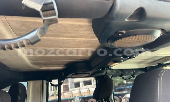Comprar Usado Jeep Wrangler Branco Carro em Maputo em Maputo Comprar Usado Jeep Wrangler Branco Carro em Maputo em Maputo
