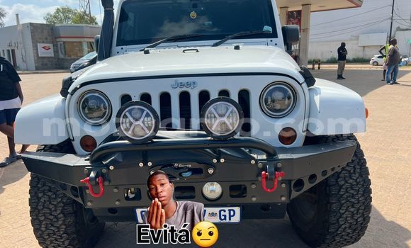 Comprar Usado Jeep Wrangler Branco Carro em Maputo em Maputo Comprar Usado Jeep Wrangler Branco Carro em Maputo em Maputo