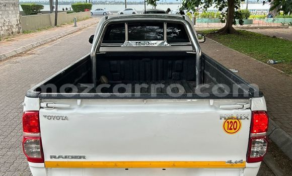 Buy Used Toyota Hilux White Car in Maputo in Maputo Buy Used Toyota Hilux White Car in Maputo in Maputo