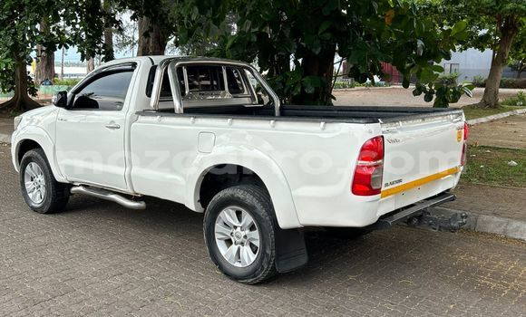 Buy Used Toyota Hilux White Car in Maputo in Maputo Buy Used Toyota Hilux White Car in Maputo in Maputo