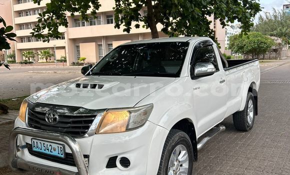 Buy Used Toyota Hilux White Car in Maputo in Maputo Buy Used Toyota Hilux White Car in Maputo in Maputo