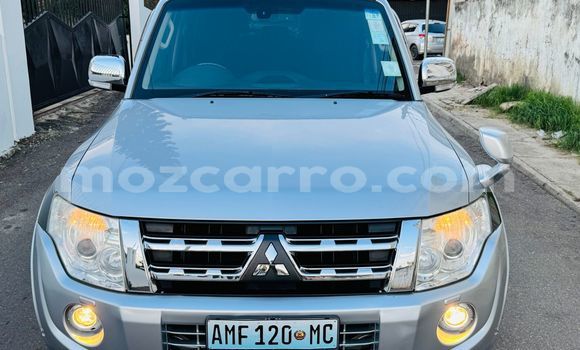 Nunua Ilio tumika Mitsubishi Pajero Nyingine Gari ndani ya Maputo nchini Maputo Nunua Ilio tumika Mitsubishi Pajero Nyingine Gari ndani ya Maputo nchini Maputo