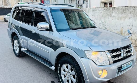 Tenga Tsaru Mitsubishi Pajero Zvimwe Mota in Maputo in Maputo Tenga Tsaru Mitsubishi Pajero Zvimwe Mota in Maputo in Maputo
