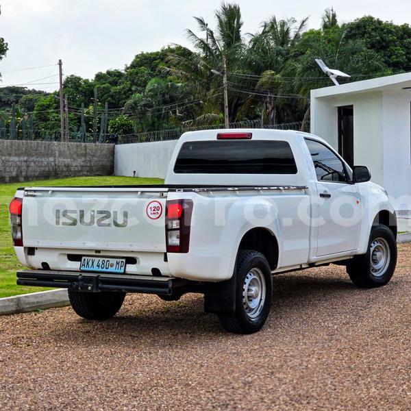 Big with watermark isuzu d max maputo maputo 42208