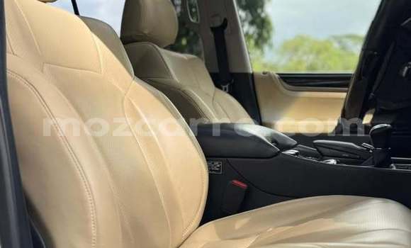 Comprar Usado Lexus LX 570 Branco Carro em Nampula em Nampula Comprar Usado Lexus LX 570 Branco Carro em Nampula em Nampula