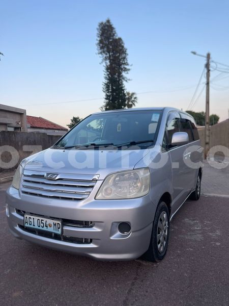 Big with watermark toyota noah maputo maputo 42235