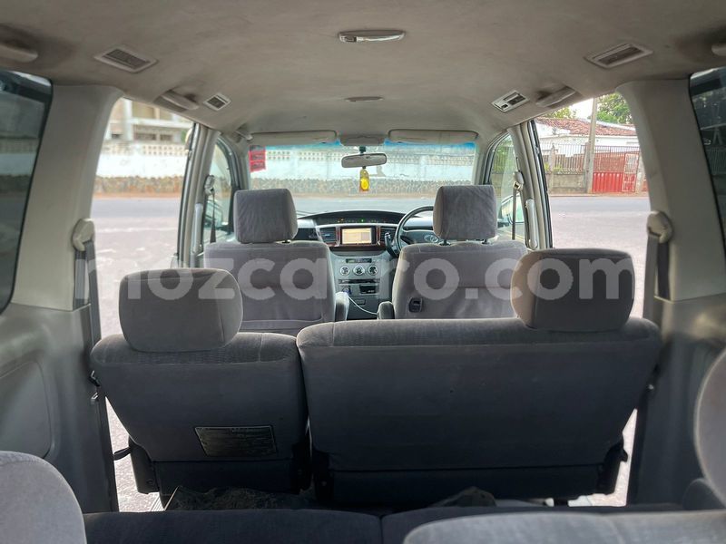 Big with watermark toyota noah maputo maputo 42235