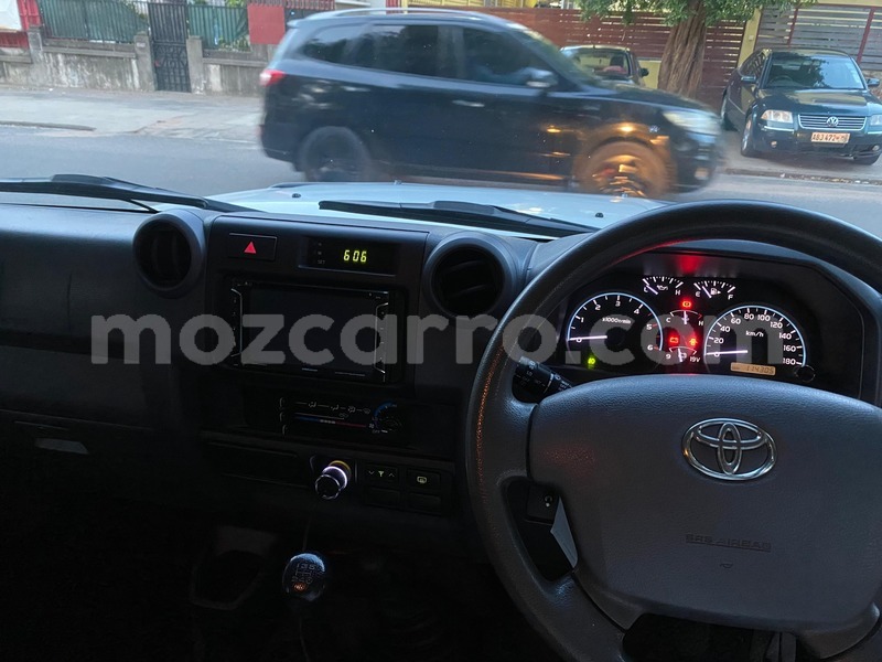 Big with watermark toyota land cruiser maputo maputo 42244