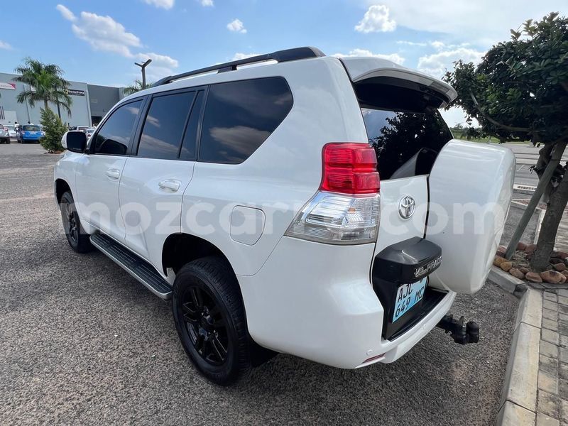 Big with watermark toyota land cruiser prado maputo maputo 42250