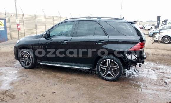 Buy Used Mercedes‒Benz ML-Class Black Car in Beira in Sofala Buy Used Mercedes‒Benz ML-Class Black Car in Beira in Sofala