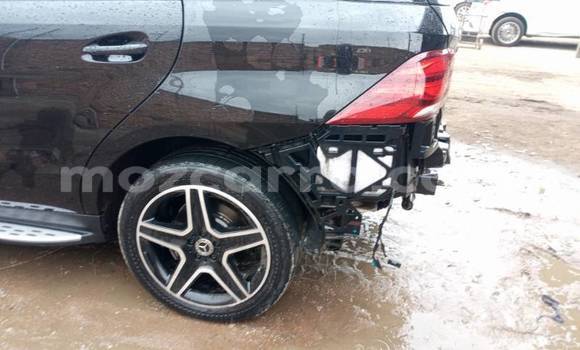 Buy Used Mercedes‒Benz ML-Class Black Car in Beira in Sofala Buy Used Mercedes‒Benz ML-Class Black Car in Beira in Sofala