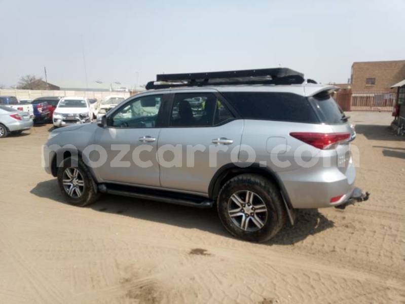 Big with watermark toyota fortuner sofala beira 42254