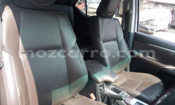 Buy Used Toyota Fortuner Silver Car in Beira in Sofala Buy Used Toyota Fortuner Silver Car in Beira in Sofala