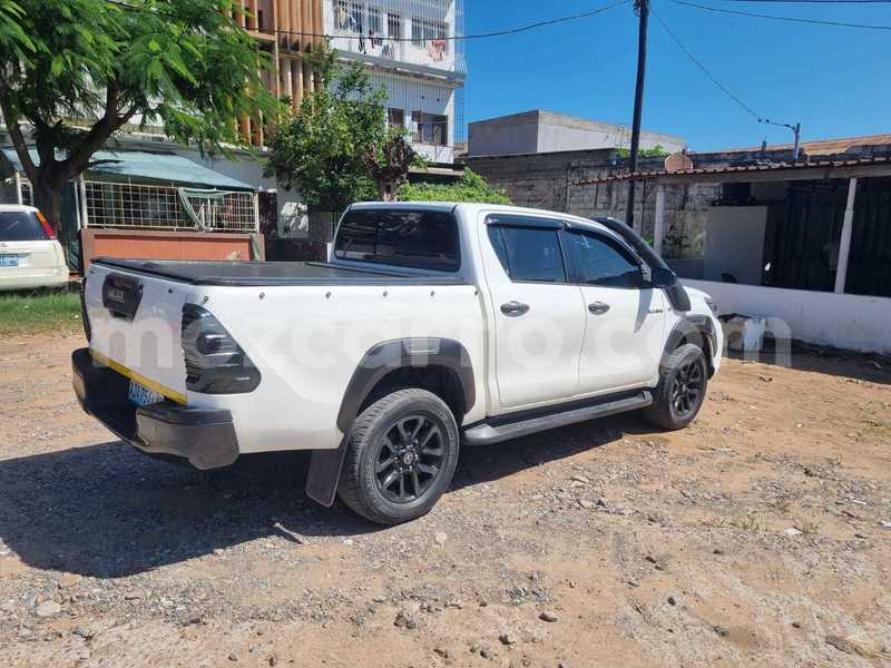 Big with watermark toyota hiluxe revo maputo maputo 42260