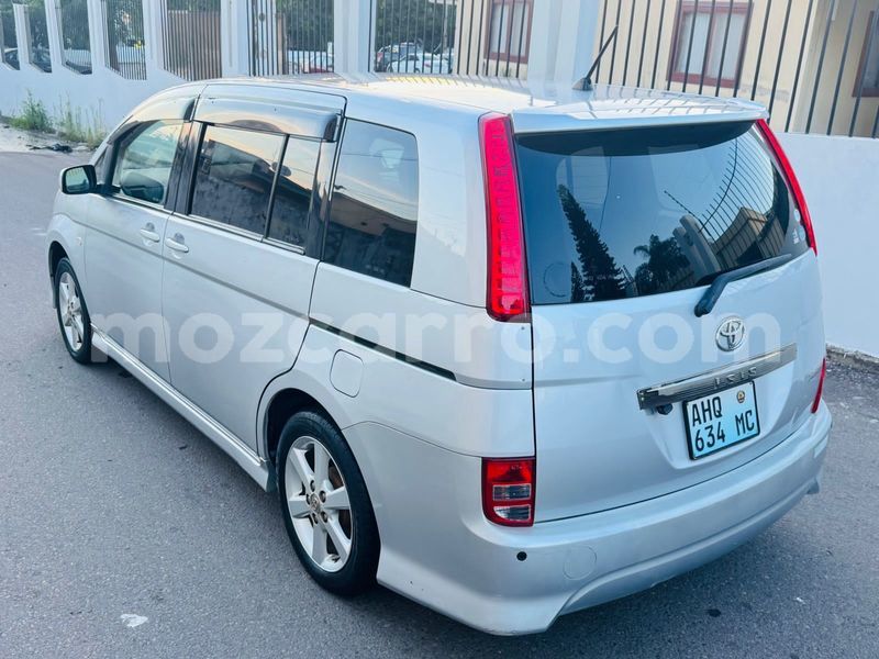 Big with watermark toyota isis maputo maputo 42271