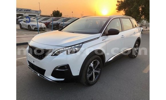 Comprar Importar Peugeot 5008 Branco Carro em Import - Dubai em Cabo Delgado
