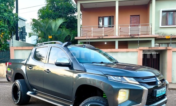 Comprar Usado Mitsubishi Triton De outros Carro em Maputo em Maputo
